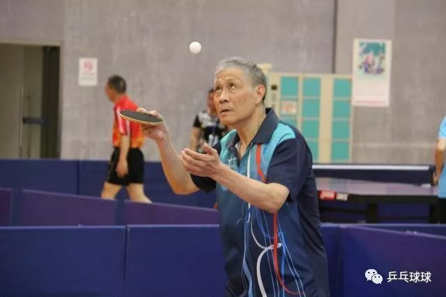 都是从, 终身的体育, 心的女朋友