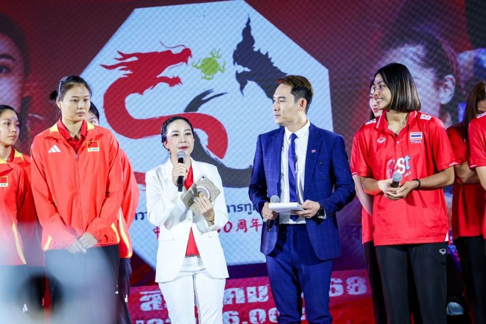 大使馆官员, OYKxH