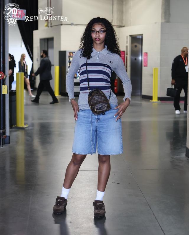 站在所有队, 号对阵王牌