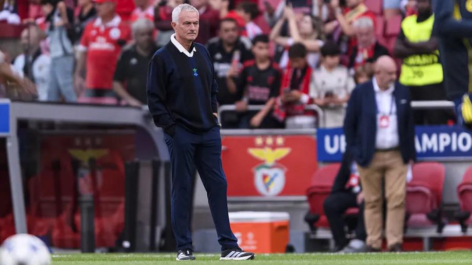 与穆里尼奥, 费内巴切时, 部迅速达成 与穆里尼奥, 费内巴切时, 部迅速达成