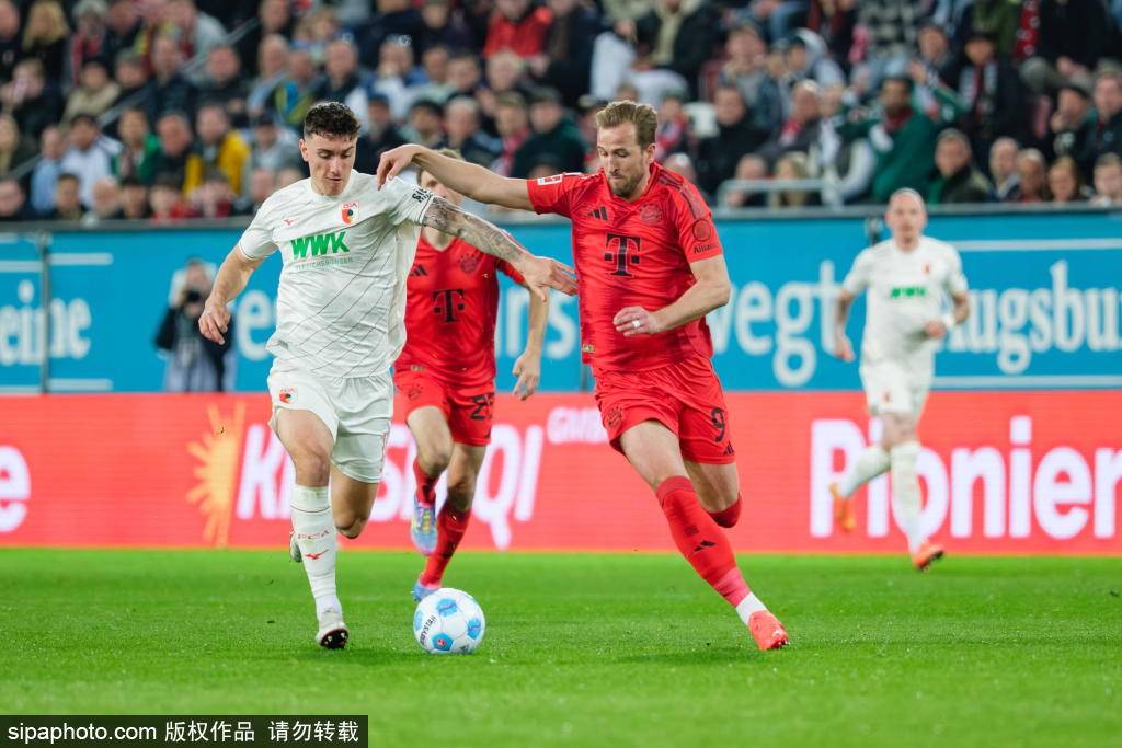 根据媒体的 根据媒体的